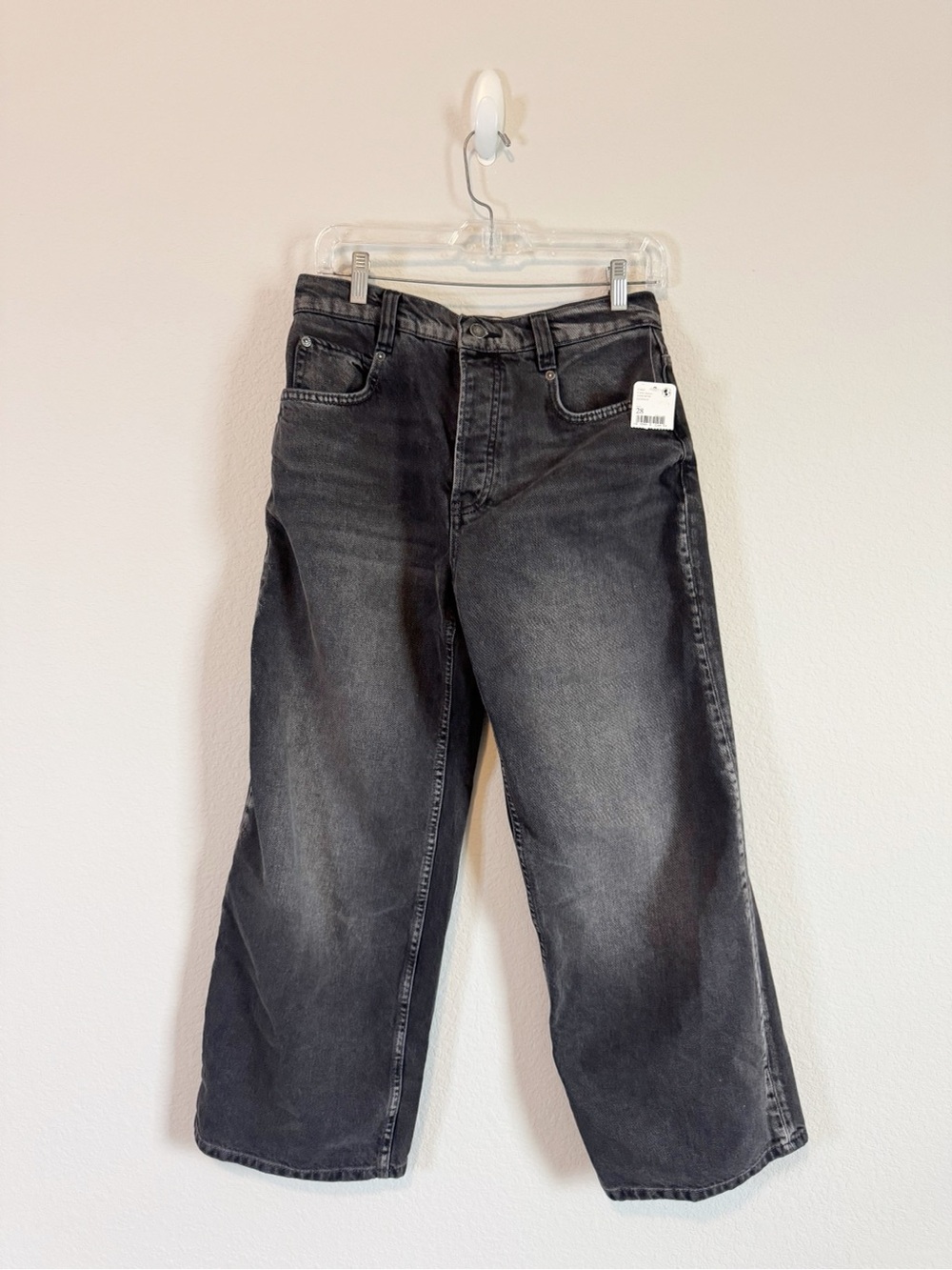 Free People Chalet Black high Waisted Wide Leg Cropped Jeans Size 28 - Picture 2 of 12